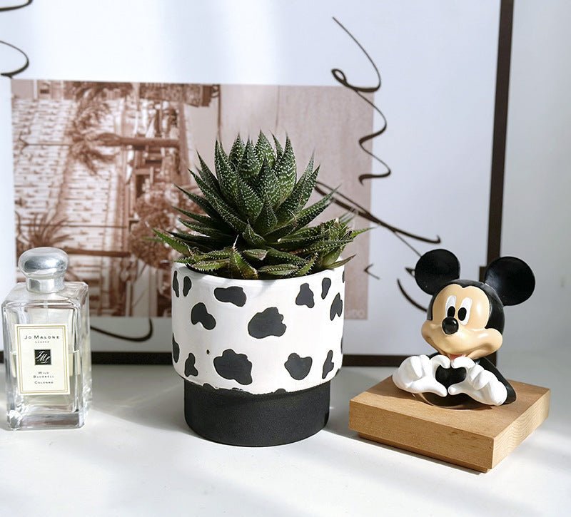 Moo Planter - Planter - 5450188746512 - Tumbleweed Plants - Online Plant Delivery Singapore