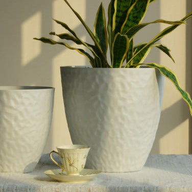 Luna Egg Pearl Cloudstone Pot - Large