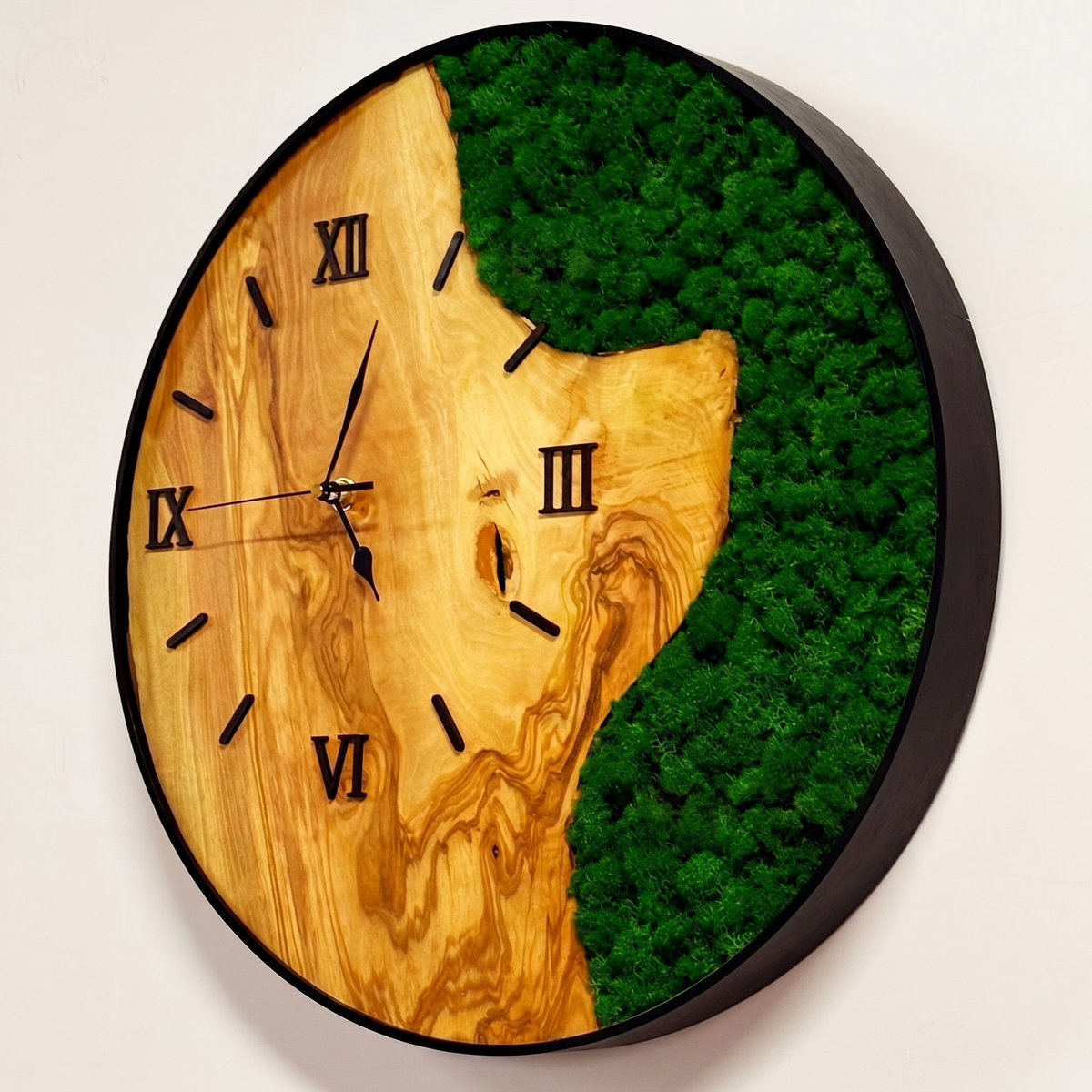 Moss Frame - Clock