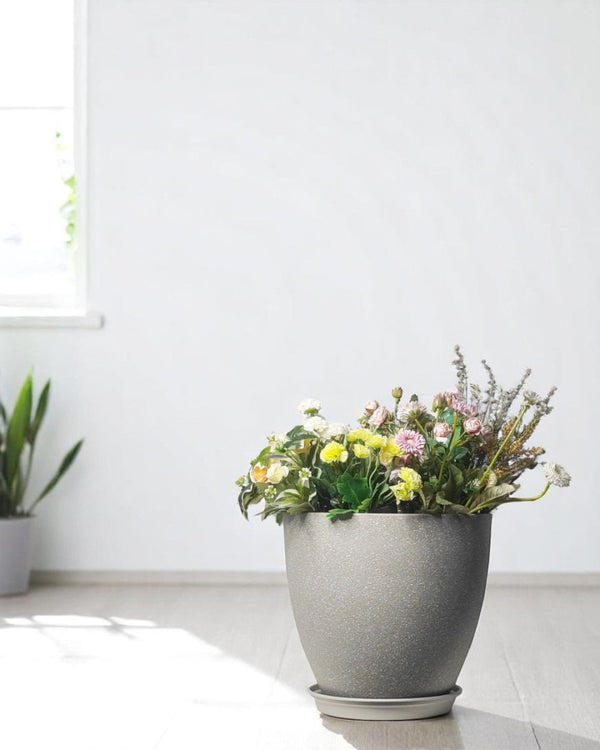 Stria Egg Pots - XXL - Planter - 5446393642045 - Tumbleweed Plants - Online Plant Delivery Singapore