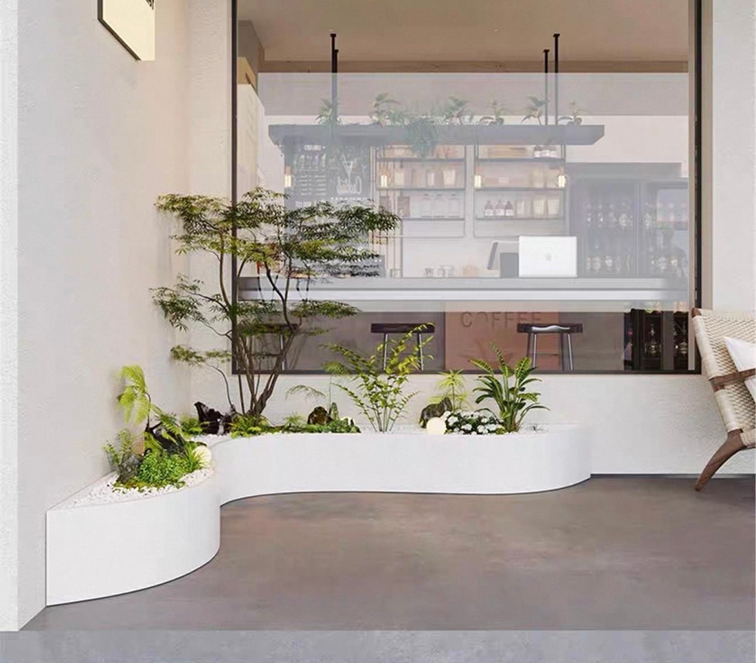 Low curve along a window